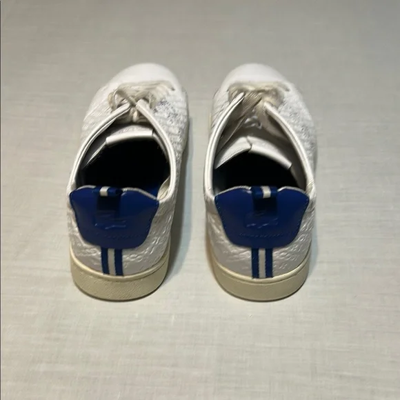 Lacoste White Sneakers with Perforated Leather and Minimalist Design - Picture 7 of 8